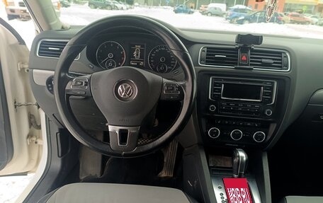 Volkswagen Jetta VI, 2013 год, 1 200 000 рублей, 9 фотография