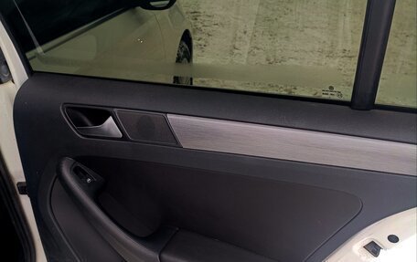 Volkswagen Jetta VI, 2013 год, 1 200 000 рублей, 22 фотография