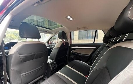 Volkswagen Golf VII, 2021 год, 2 000 000 рублей, 20 фотография