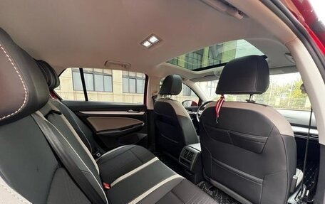 Volkswagen Golf VII, 2021 год, 2 000 000 рублей, 19 фотография