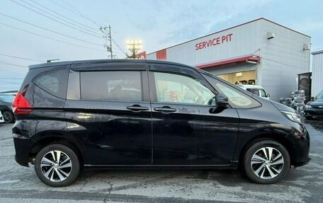 Honda Freed II, 2017 год, 1 290 002 рублей, 19 фотография