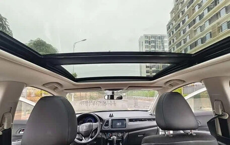 Honda Vezel, 2022 год, 1 480 000 рублей, 17 фотография