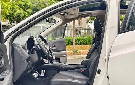 Honda Vezel, 2022 год, 1 480 000 рублей, 12 фотография