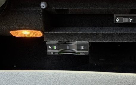 Mercedes-Benz C-Класс, 2017 год, 1 800 009 рублей, 20 фотография