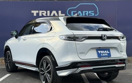 Honda Vezel, 2022 год, 1 800 000 рублей, 7 фотография