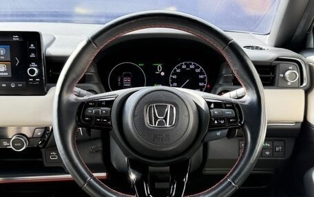 Honda Vezel, 2022 год, 1 800 000 рублей, 15 фотография