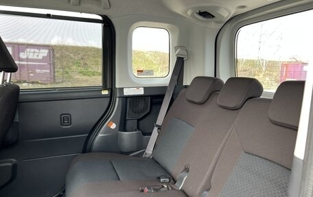 Toyota Roomy I, 2021 год, 1 000 000 рублей, 8 фотография