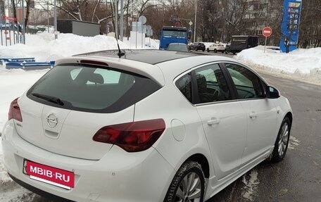 Opel Astra J, 2011 год, 670 000 рублей, 10 фотография