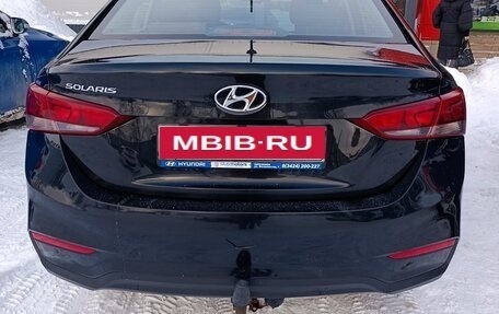 Hyundai Solaris II рестайлинг, 2019 год, 950 000 рублей, 3 фотография