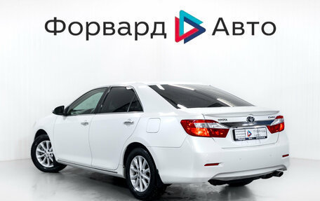 Toyota Camry, 2012 год, 1 670 000 рублей, 6 фотография