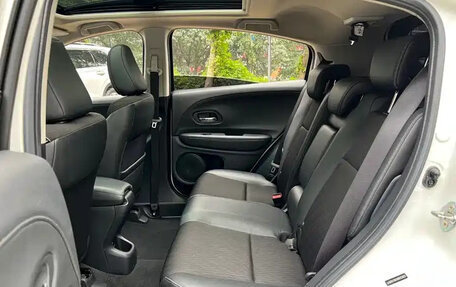 Honda Vezel, 2022 год, 1 450 004 рублей, 14 фотография