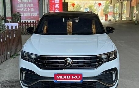 Volkswagen T-Roc I, 2021 год, 1 855 000 рублей, 5 фотография