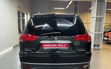 Mitsubishi Pajero Sport II рестайлинг, 2013 год, 1 657 000 рублей, 7 фотография