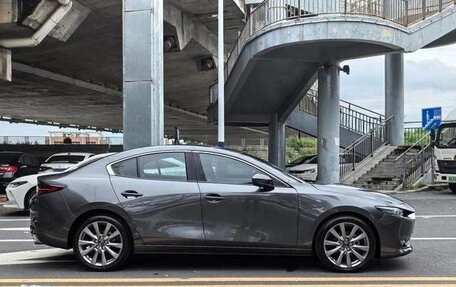 Mazda 3, 2021 год, 1 390 000 рублей, 2 фотография