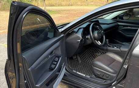 Mazda 3, 2022 год, 1 400 000 рублей, 9 фотография