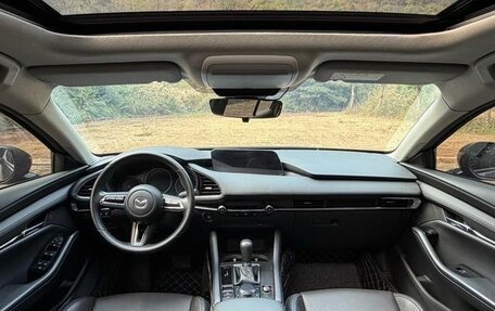 Mazda 3, 2022 год, 1 400 000 рублей, 13 фотография