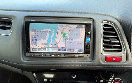 Honda Vezel, 2016 год, 1 400 000 рублей, 15 фотография