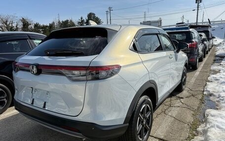 Honda Vezel, 2022 год, 1 920 000 рублей, 7 фотография