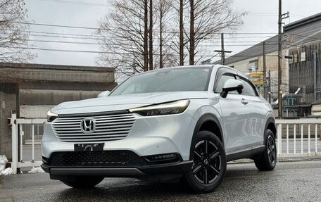 Honda Vezel, 2022 год, 1 920 000 рублей, 3 фотография