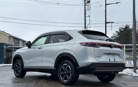 Honda Vezel, 2022 год, 1 920 000 рублей, 17 фотография