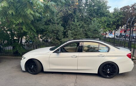 BMW 3 серия, 2015 год, 1 960 000 рублей, 2 фотография