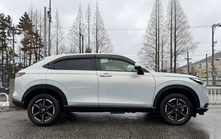 Honda Vezel, 2022 год, 1 920 000 рублей, 16 фотография