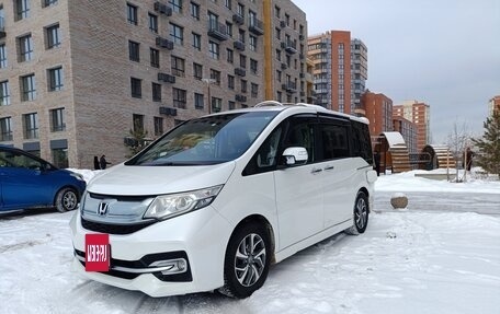 Honda Stepwgn IV, 2016 год, 1 830 000 рублей, 2 фотография