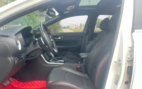 KIA K3, 2020 год, 1 900 000 рублей, 11 фотография