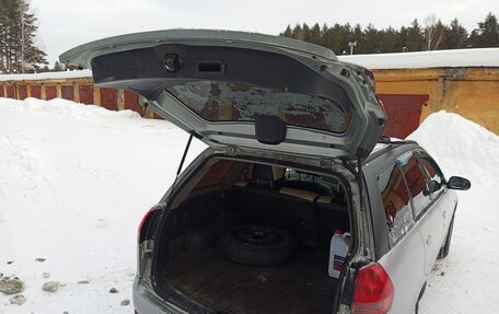 Nissan Wingroad III, 2002 год, 370 000 рублей, 26 фотография