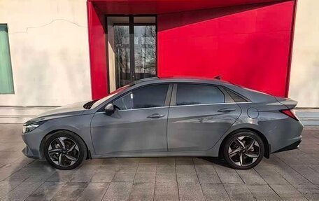 Hyundai Elantra, 2022 год, 1 600 000 рублей, 3 фотография