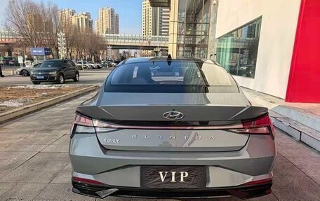 Hyundai Elantra, 2022 год, 1 600 000 рублей, 5 фотография