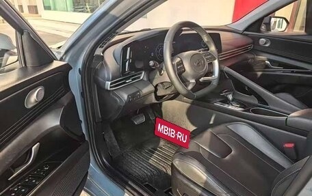 Hyundai Elantra, 2022 год, 1 600 000 рублей, 6 фотография