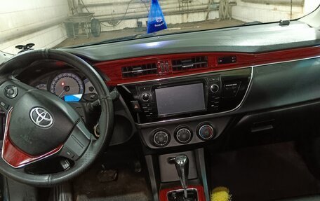 Toyota Corolla, 2013 год, 1 150 000 рублей, 8 фотография
