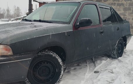 Daewoo Nexia I рестайлинг, 1998 год, 90 000 рублей, 2 фотография