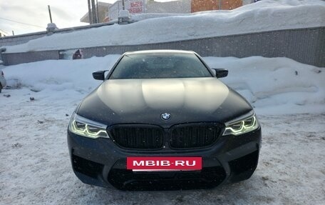 BMW 5 серия, 2018 год, 4 600 000 рублей, 2 фотография