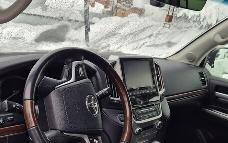 Toyota Land Cruiser 200, 2020 год, 6 200 000 рублей, 9 фотография