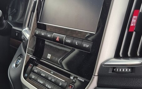 Toyota Land Cruiser 200, 2020 год, 6 200 000 рублей, 23 фотография