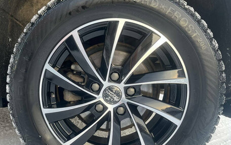 Skoda Yeti I рестайлинг, 2017 год, 1 480 000 рублей, 7 фотография