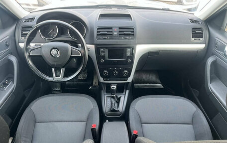 Skoda Yeti I рестайлинг, 2017 год, 1 480 000 рублей, 10 фотография