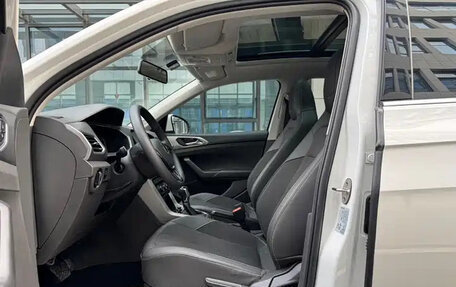 Volkswagen T-Cross I, 2022 год, 1 575 007 рублей, 8 фотография