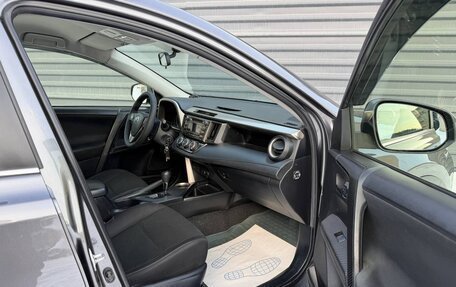 Toyota RAV4, 2013 год, 1 685 000 рублей, 31 фотография