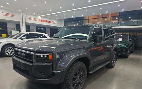 Toyota Land Cruiser Prado, 2024 год, 10 230 000 рублей, 3 фотография