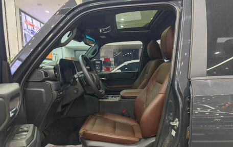 Toyota Land Cruiser Prado, 2024 год, 10 230 000 рублей, 8 фотография