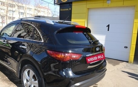 Infiniti FX II, 2011 год, 1 850 000 рублей, 6 фотография