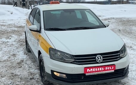 Volkswagen Polo VI (EU Market), 2019 год, 640 000 рублей, 3 фотография
