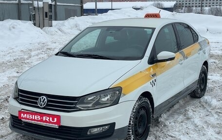 Volkswagen Polo VI (EU Market), 2019 год, 640 000 рублей, 2 фотография