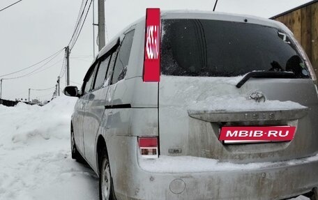 Toyota ISis I, 2013 год, 1 245 000 рублей, 3 фотография
