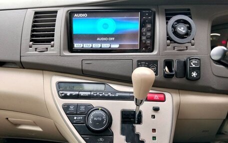 Toyota ISis I, 2013 год, 1 245 000 рублей, 8 фотография