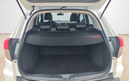 Honda Vezel, 2022 год, 1 400 000 рублей, 3 фотография