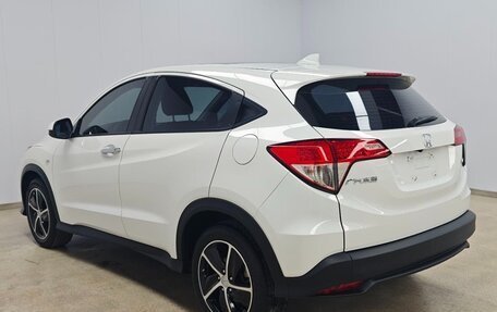 Honda Vezel, 2022 год, 1 400 000 рублей, 2 фотография